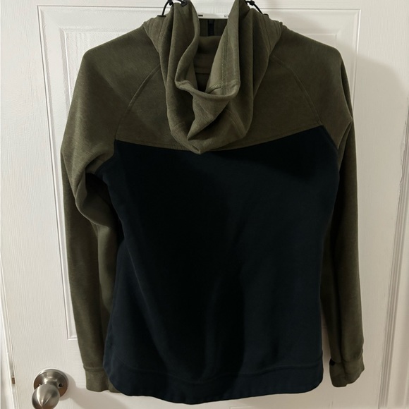 Nike Hoodie - Picture 3 of 4